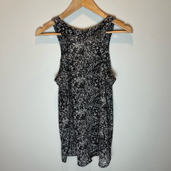 Monochrome Flowy Ruffled Chiffon Kismet Tank Top - Picture 2 of 3